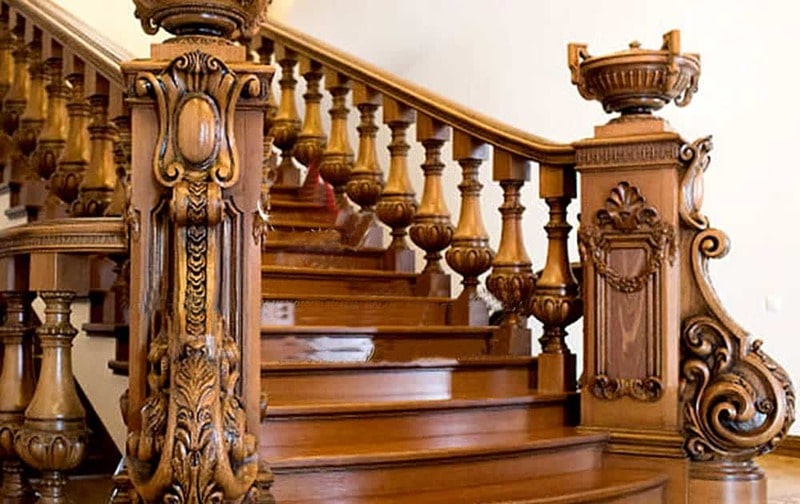 Cầu thang cổ điển thích hợp tại các căn nhà sang trọng và đẳng cấp